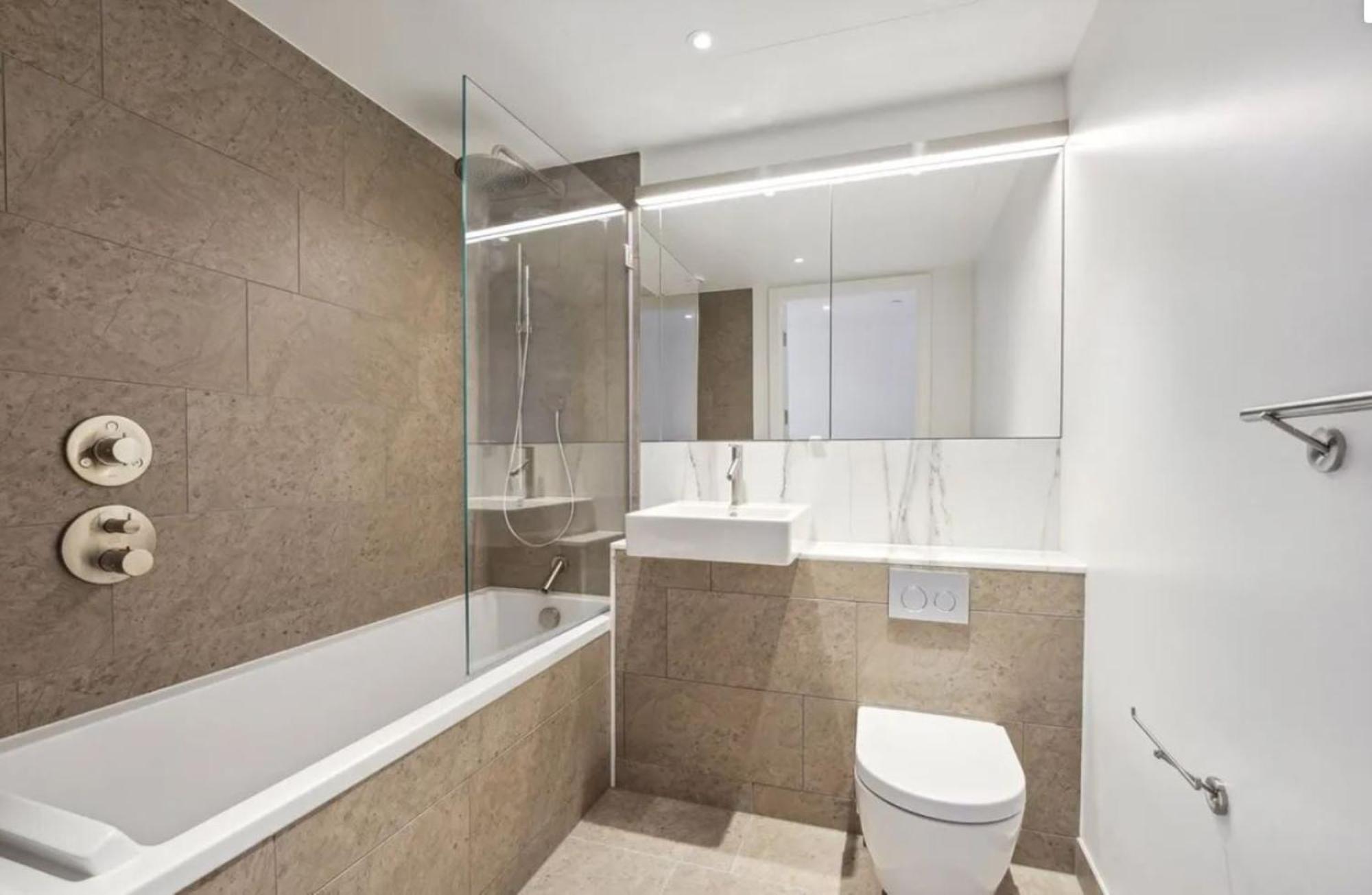 Appartamento Battersea 2 Bed Riverside