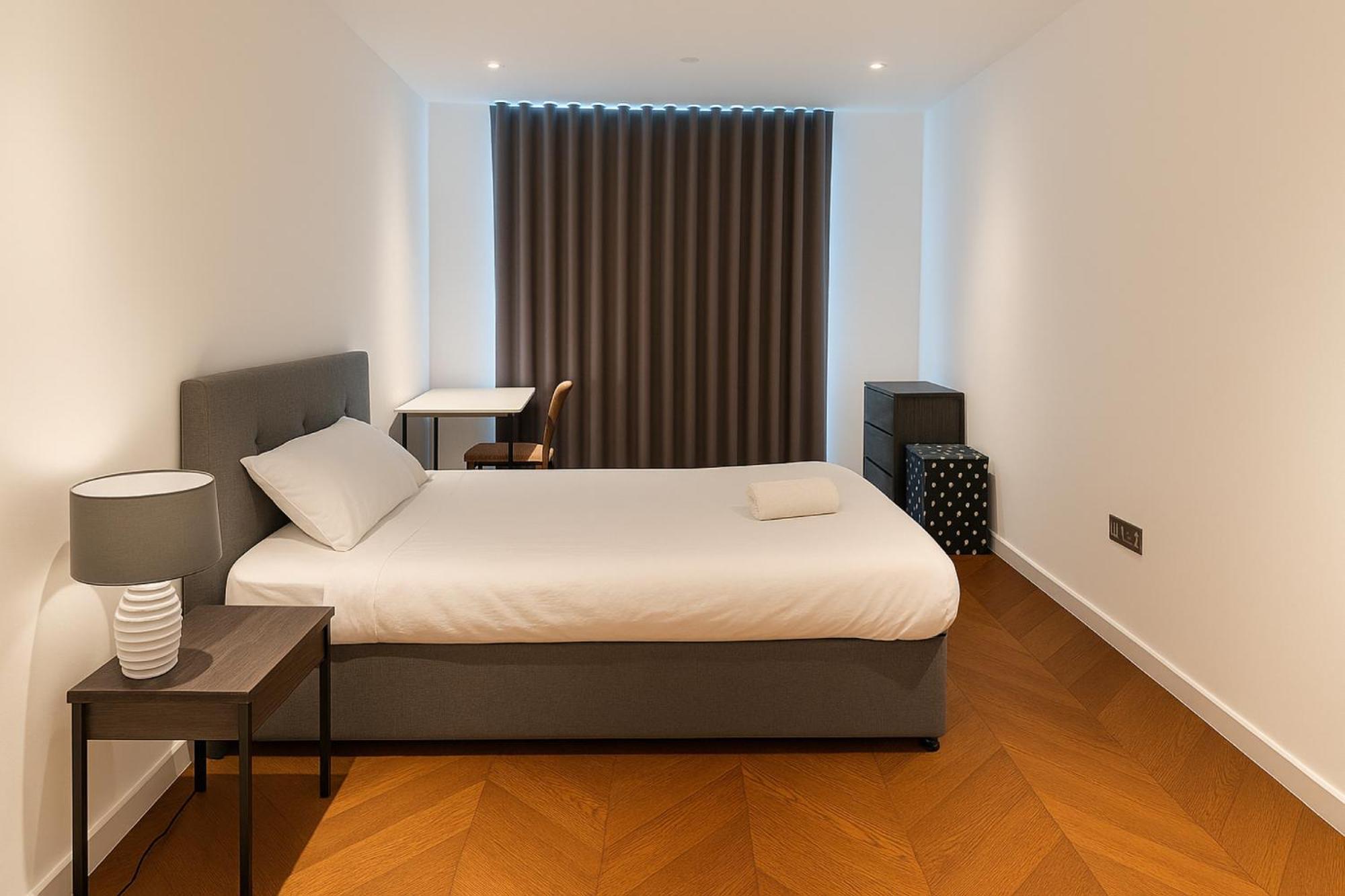 Battersea 2 Bed Riverside Londra